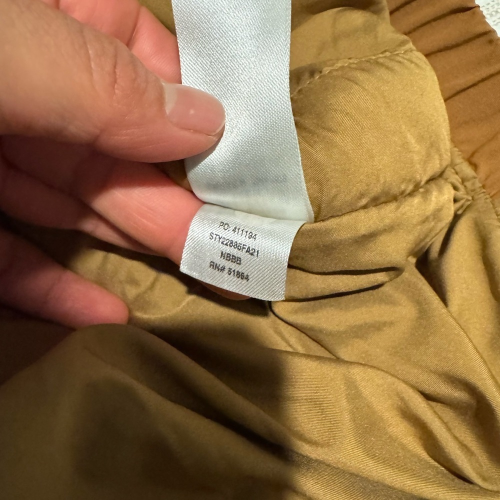 Patagonia Tan and Brown Puffer Jacket with Hood - Picture 8 of 8